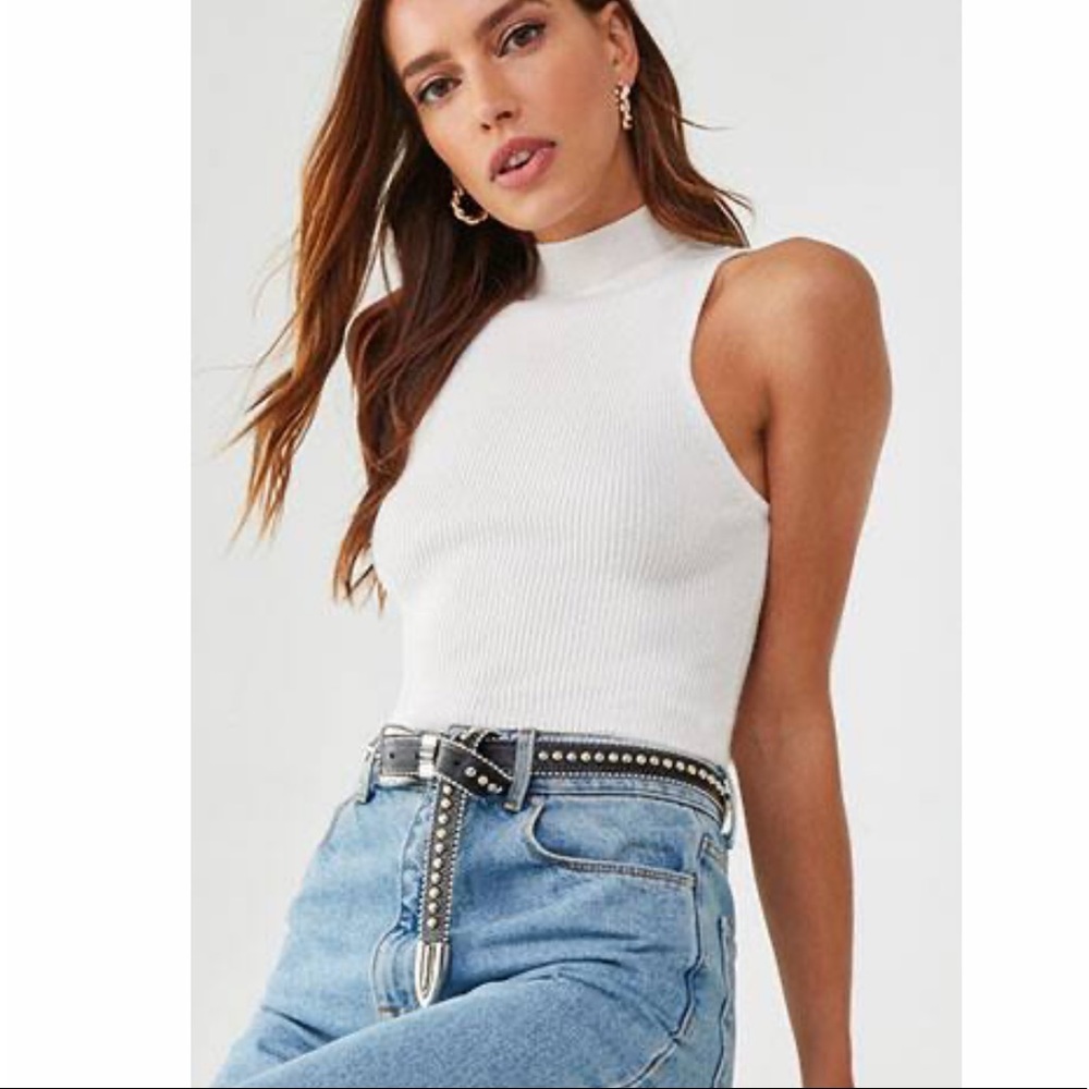 Ribbed mock neck top
